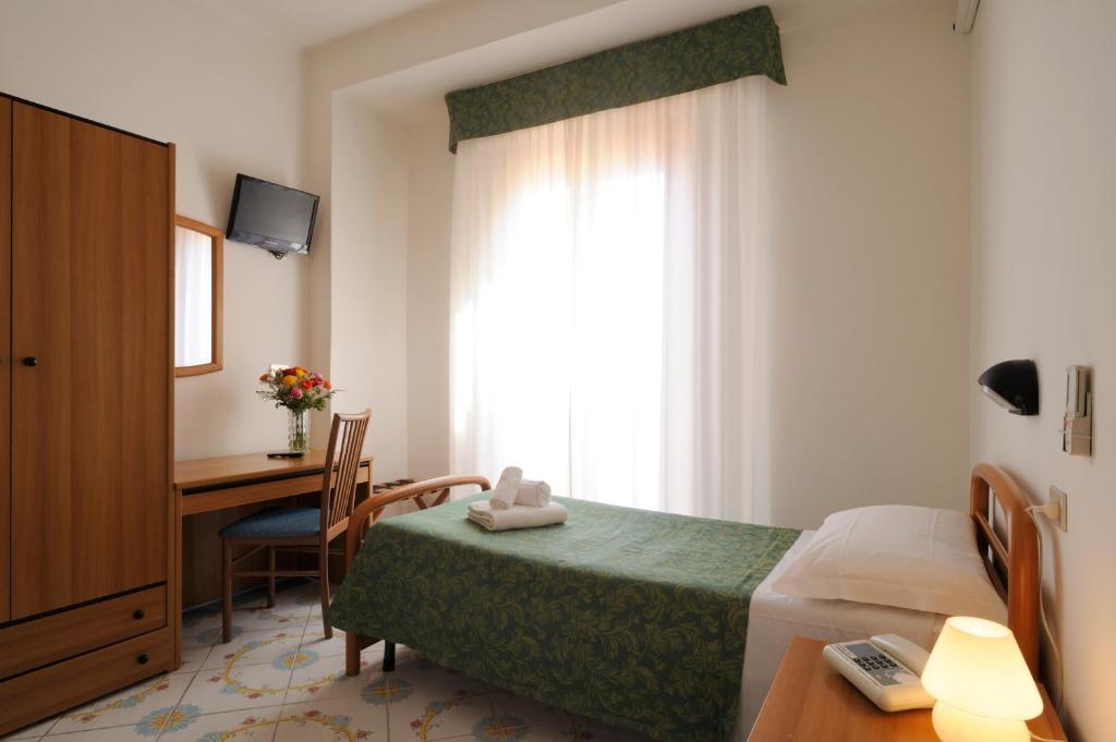 Hotel Delfino Laigueglia Kamer foto