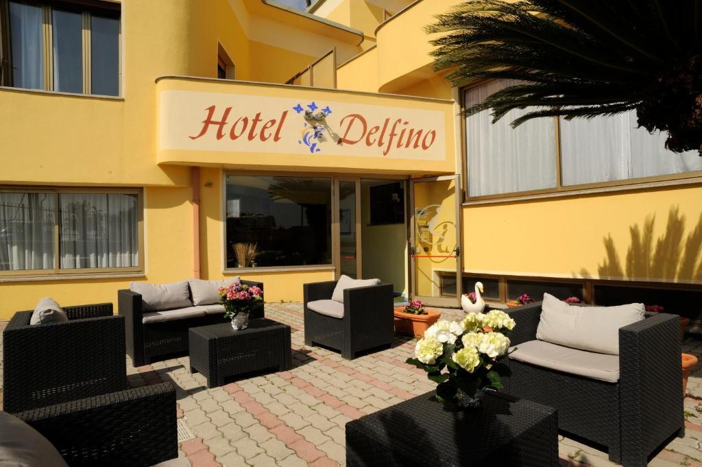 Hotel Delfino Laigueglia Buitenkant foto